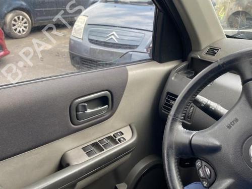 Left front indicator NISSAN X-TRAIL I (T30) 2.2 dCi 4x4 | BP25574551C32 