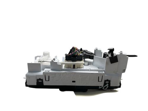 Used Climate control Climate control 25498097 25498097