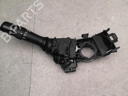 Used Switch TOYOTA RAV 4 III (_A3_) 2.2 D 4WD (ALA30_, ALA30R) (136 hp) 25517461