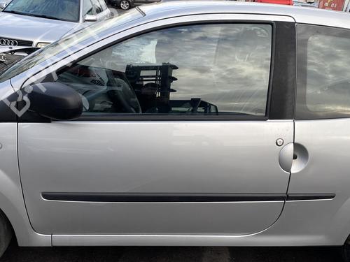 Right tailgate light RENAULT TWINGO II (CN0_) 1.2 16V (CN04, CN0B) | BP25528406C80 - Image 17
