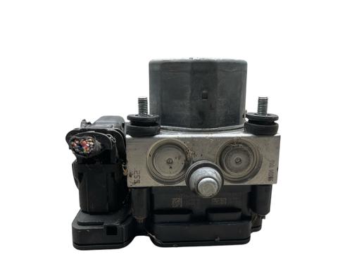 abs-pump-opel-corsa-e-x15-2014-25563695 main image