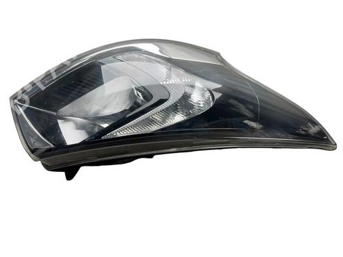 Used Right headlight OPEL VIVARO B Van (X82) 1.6 CDTI (05) (146 hp) 27677499