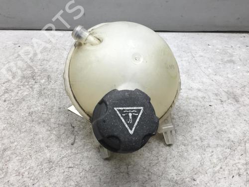 Used Expansion tank CITROËN C4 II (NC_) 1.6 HDi 115 (114 hp) 25547303