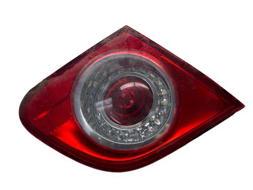 Venstre baklys, luke VW PASSAT B6 (3C2) 2.0 TDI (140 hp) 25572171