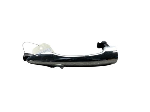 Used Front left exterior door handle KIA SPORTAGE III (SL) 1.7 CRDi (116 hp) 27567737
