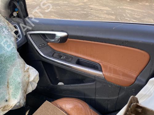 VOLVO V60 I (155)  D2  2494997