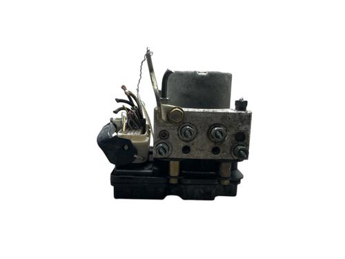 ABS Bremseaggregat TOYOTA YARIS (_P1_) 1.3 (SCP12_, SCP13_, SCP12R, SCP13R) (87 hp) 25916261