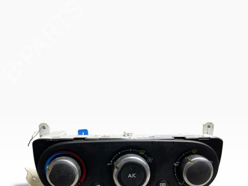 Used Climate control Climate control RENAULT CLIO IV (BH_) 0.9 TCe 90 (BHNF, BHMA, BHMH, BHJK, BHJR) (90 hp) 40451264 40451264