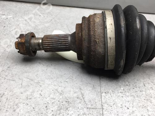 Left front driveshaft PEUGEOT 308 II (LB_, LP_, LW_, LH_, L3_) 1.2 VTi 72 | BP25534568M38 