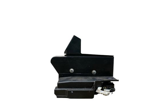 front-right-lock-dacia-sandero-ii-2012-25549928 main image