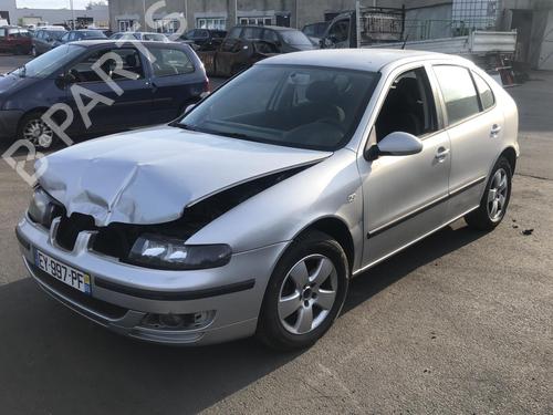 Left front fog light SEAT LEON (1M1) 1.9 TDI | BP25580298C30 - Image 45