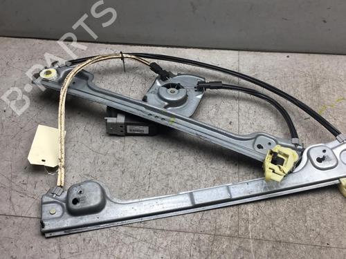 Używane Mechanizm podnoszenia szyby przedniej lewej PEUGEOT 1007 (KM_) 1.6 16V (109 hp) 25528536