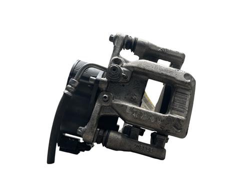 Bremssattel links hinten für PEUGEOT 5008 II (MC_, MJ_, MR_, M4_) 1.5 BlueHDi 130 (MCYHZJ, MCYHZR, MCYHZX) (131 hp) 25537803