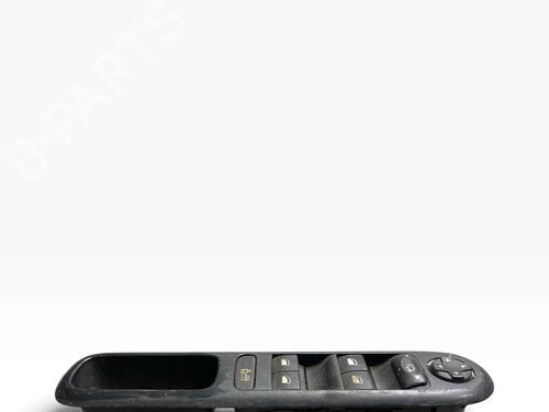 Used Left front window switch Left front window switch PEUGEOT 5008 (0U_, 0E_) 1.6 HDi (112 hp) 40222415 40222415