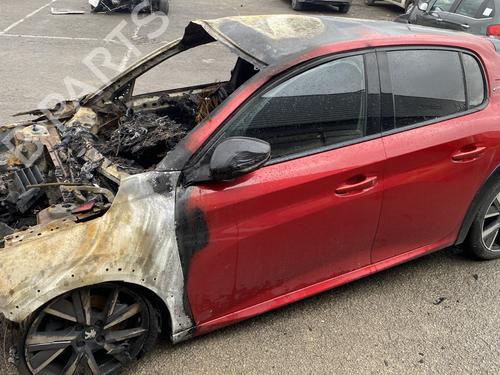 Peças PEUGEOT 208 II (UB_, UP_, UW_, UJ_) 1.2 PureTech 100 (101 hp) 4373519