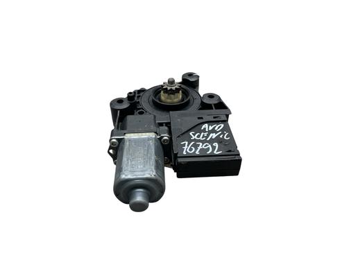 Used Right front window motor Right front window motor RENAULT SCÉNIC III (JZ0/1_) 1.5 dCi (110 hp) 34480742 34480742