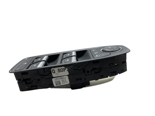 Used Left front window switch RENAULT CLIO V (B7_) 1.5 Blue dCi 85 (B7AG) (86 hp) 29967002