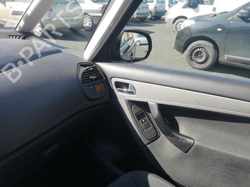 Right taillight CITROËN C4 Picasso I MPV (UD_) 1.6 HDi | BP25560755C35 