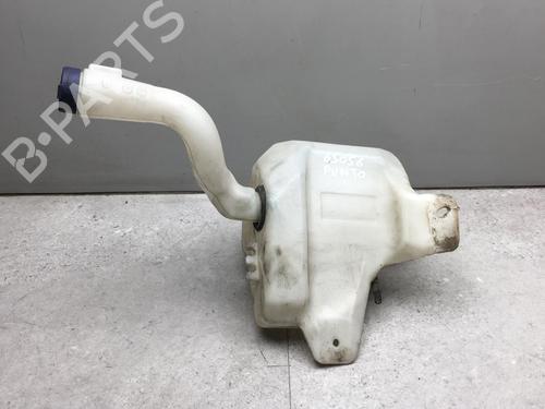 Used Windscreen washer tank FIAT GRANDE PUNTO (199_) 1.3 D Multijet (75 hp) 25561235
