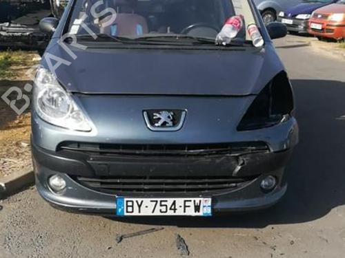 Right headlight PEUGEOT 1007 (KM_) 1.4 16V | BP25576876C29 - Image 31