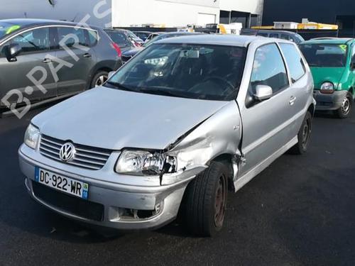 Left taillight VW POLO (6N2) 1.4 16V | BP25576827C34 
