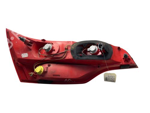 Used Right taillight Right taillight AUDI Q7 (4LB) 3.0 TDI quattro (233 hp) 25496932 25496932