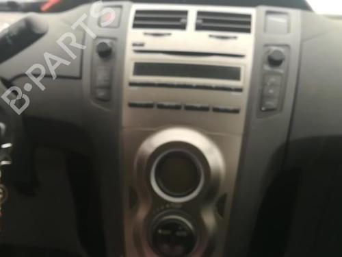 Front right window mechanism TOYOTA YARIS (_P9_) 1.4 D-4D (NLP90_, NLP90R) | BP25577401C23 