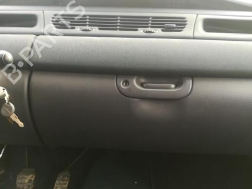 Left headlight RENAULT ESPACE III (JE0_) 2.2 dCi (JE0K) | BP25516530C28 