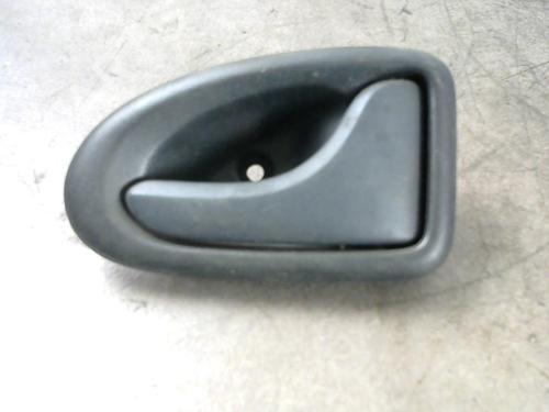 Used Front right interior door handle RENAULT MEGANE I (BA0/1_) 1.6 e (BA0F, BA0S) (90 hp) 25559012