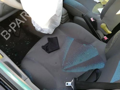 Høyre foran utvendig håndtak RENAULT TWINGO I (C06_) 1.2 (C066, C068) | BP25552822C129 