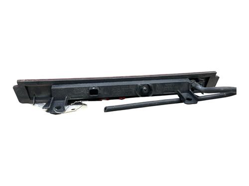 third-brake-light-renault-clio-iv-bh_-2012-2013-2014-2015-2016-2017-2018-2019-2020-2021-33612718 main image