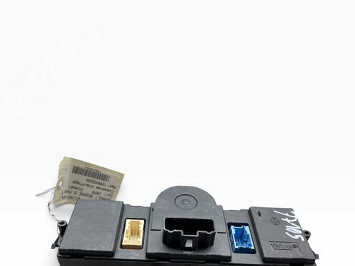 Used Climate control Climate control 38638187 38638187