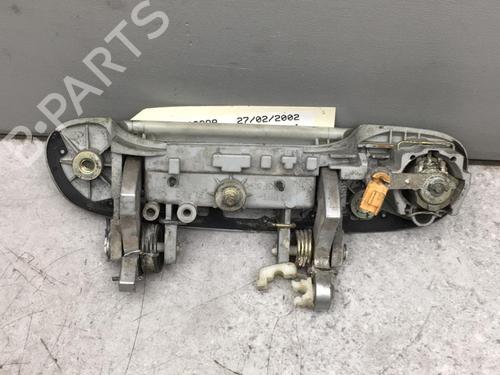 Used Front left exterior door handle MAZDA PREMACY (CP) 2.0 TD (101 hp) 25531964