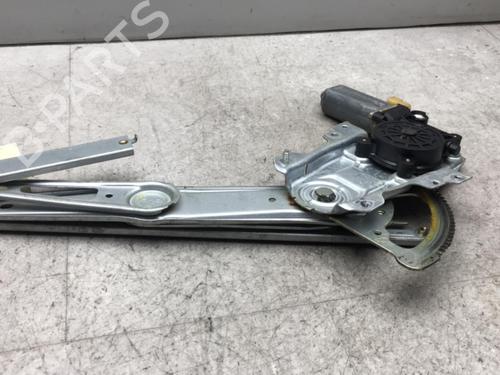 Rudehejsemekanisme ventre foran TOYOTA YARIS (_P1_) 1.0 (SCP10_, SCP10R) | BP25576547C22 