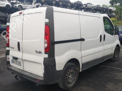 Left headlight RENAULT TRAFIC II Van (FL) 1.9 dCi 100 (FL0C, FL0K, FL0B) | BP25583643C28 - Image 12