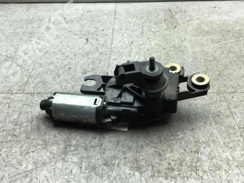 Used Rear wiper motor SEAT IBIZA III (6L1) 1.4 TDI (70 hp) 25536346