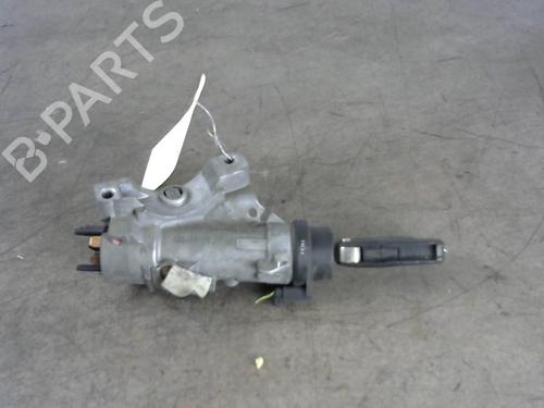 Clé de contact AUDI A4 B6 Convertible (8H7) 2.5 TDI (163 hp) 25577508