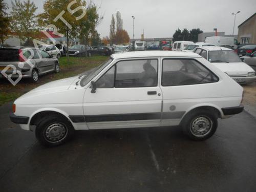 Right headlight FORD FIESTA II (FBD) 1.1 (FBD) | BP25553324C29 