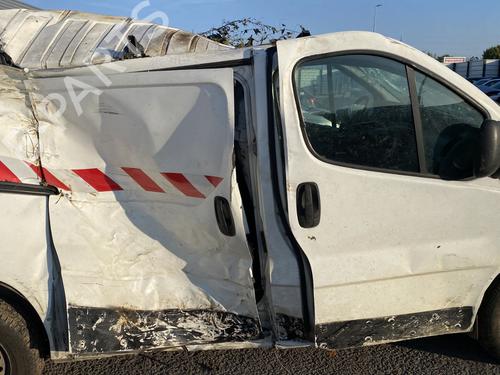 Comutador RENAULT TRAFIC II Van (FL) 2.0 dCi 90 (FL0H, FL00, FL01, FL0M, FL0P, FL0S) | BP35821369I30 - Image 12