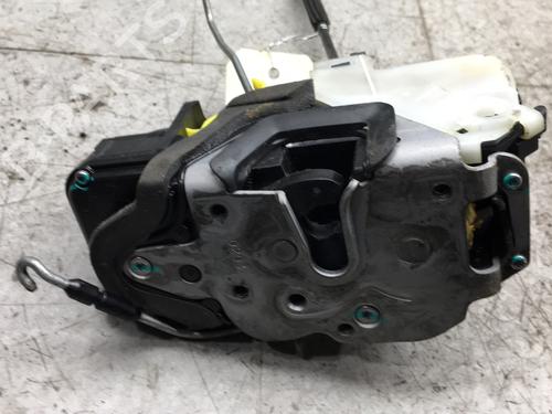 Used Front left lock OPEL INSIGNIA A (G09) 2.0 CDTI (68) (131 hp) 25510540