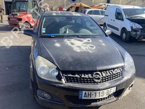 Høyre baklys OPEL ASTRA H GTC (A04) 1.7 CDTI (L08) | BP25535090C35 