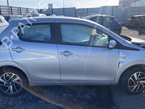 Right front window switch PEUGEOT 108 1.2 | BP34056050I26  - Image 19