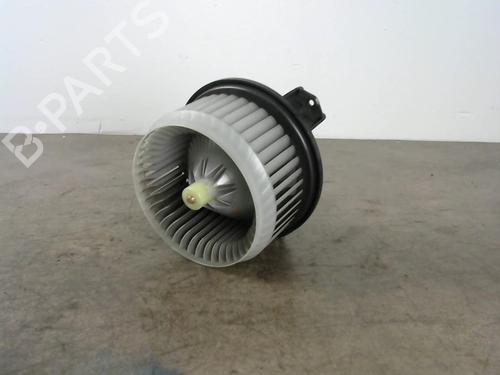 Moteur de chauffage TOYOTA YARIS (_P9_) 1.4 D-4D (NLP90_, NLP90R) (90 hp) 25537425