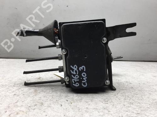 Used ABS pump RENAULT CLIO III (BR0/1, CR0/1) 1.5 dCi (BR17, CR17) (86 hp) 25521526