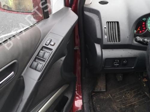 Rudehejsemekanisme Højre bagtil TOYOTA COROLLA Verso (ZER_, ZZE12_, R1_) 2.2 D-4D (AUR10_, AUR10R) | BP25560358C25 