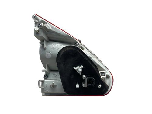 Used Right tailgate light Right tailgate light PEUGEOT 2008 I (CU_) 1.2 THP 110 / PureTech 110 (110 hp) 26173773 26173773