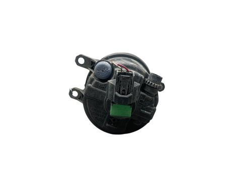 right-front-fog-light-daihatsu-materia-m4_-2006-27654893 main image