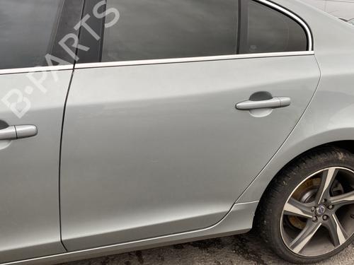 Used Parts VOLVO S60 II (134)  D5  2493475