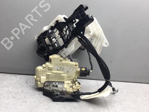 Høyre foran lås VW PASSAT B6 (3C2) 1.9 TDI (105 hp) 25525750