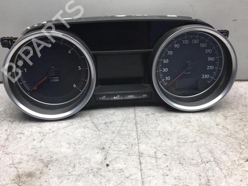 Instrument cluster PEUGEOT 508 SW I (8E_) 2.0 HDi | BP25581186C47 